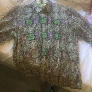 Robert Graham dress shirt size XL